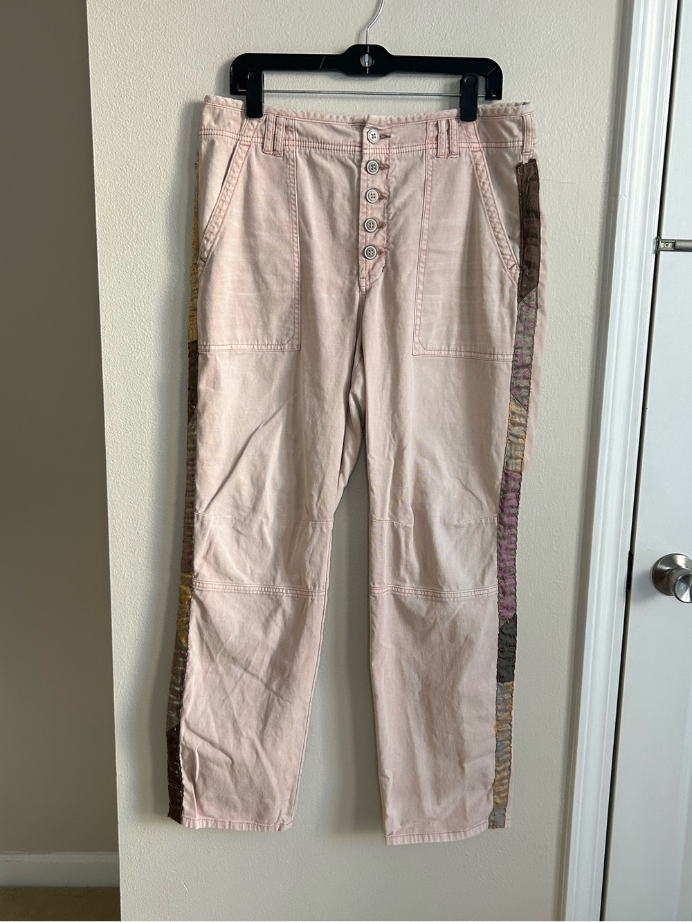 By Anthropologie Wanderer Side-Striped Light Pink Cargo Pants Boho Size 32